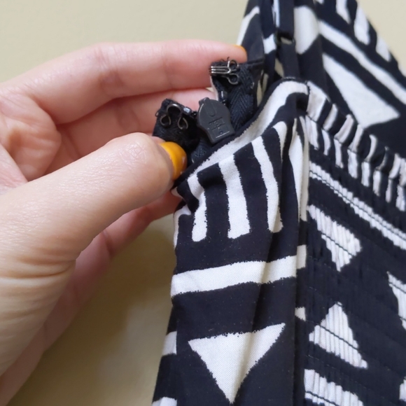 Old Navy Sundress - Picture 5 of 6